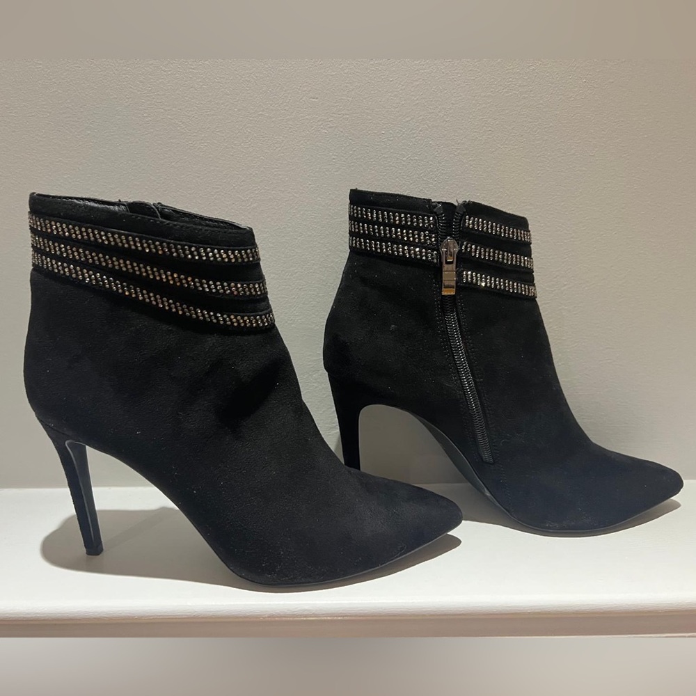 Heeled boot